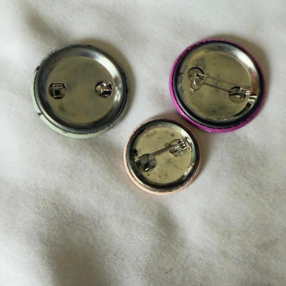 buttons - Picture 2 of 2